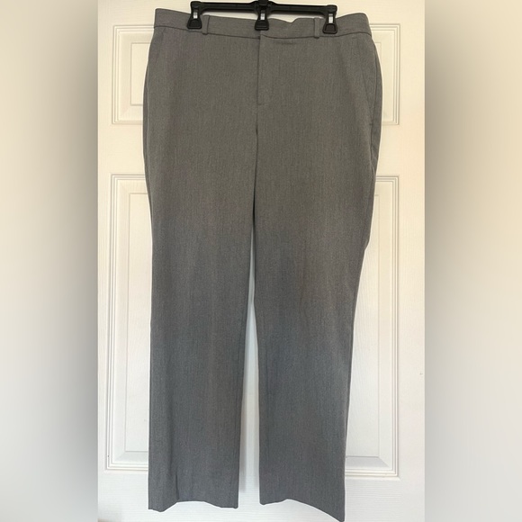 Banana Republic Avery 12 ankle slacks pants. Medium Heather gray color. - Picture 1 of 11